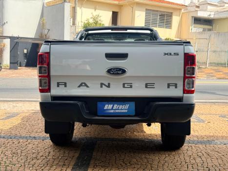 FORD Ranger 2.5 16V FLEX XLS CABINE SIMPLES, Foto 5