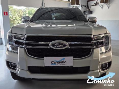FORD Ranger 3.0 V6 4X4 LIMITED PLUS TURBO DIESEL CABINE DUPLA AUTOM�TICO, Foto 2