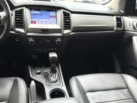 FORD Ranger 3.2 20V CABINE DUPLA 4X4 LIMITED TURBO DIESEL AUTOM�TICO, Foto 15