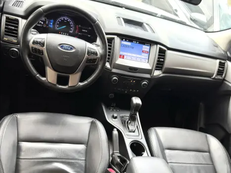 FORD Ranger 3.2 20V CABINE DUPLA 4X4 LIMITED TURBO DIESEL AUTOM�TICO, Foto 17