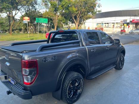 FORD Ranger 3.2 20V CABINE DUPLA 4X4 STORM TURBO DIESEL AUTOM�TICO, Foto 5