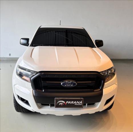 FORD Ranger 3.2 20V XL 4X4 CABINE DUPLA TURBO DIESEL AUTOM�TICO, Foto 2