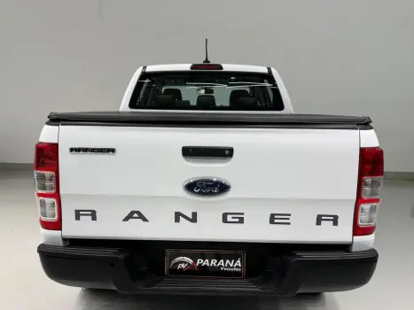 FORD Ranger 3.2 20V XLT 4X4 CABINE DUPLA TURBO DIESEL AUTOM�TICO, Foto 5
