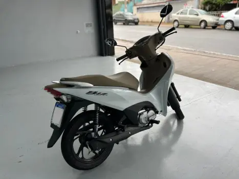 HONDA Biz 125 EX, Foto 4
