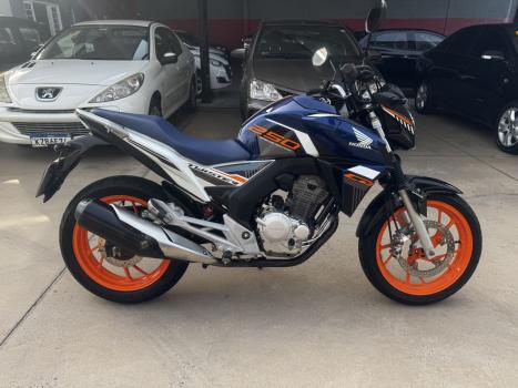 HONDA CB 250 F Twister FLEXONE, Foto 1