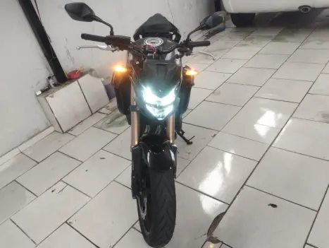 HONDA CB 500 F ABS, Foto 2