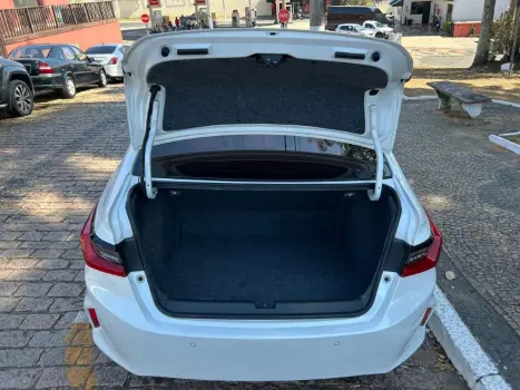 HONDA City Hatch 1.5 16V 4P FLEX TOURING AUTOMÁTICO CVT, Foto 12 HONDA City Hatch 1.5 16V 4P FLEX TOURING AUTOMÁTICO CVT, Foto 12