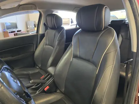 HONDA City Hatch 1.5 16V 4P FLEX TOURING AUTOM�TICO CVT, Foto 16