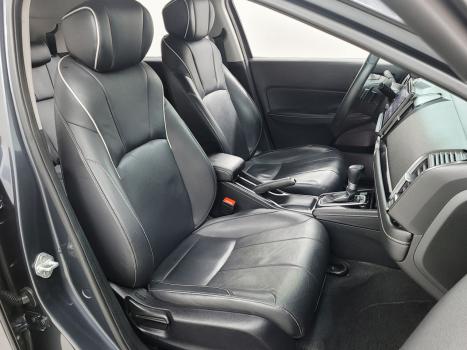 HONDA City Hatch 1.5 16V 4P FLEX TOURING AUTOM�TICO CVT, Foto 6