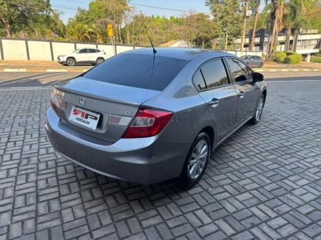 HONDA Civic 1.8 16V 4P LXS AUTOMÁTICO, Foto 4 HONDA Civic 1.8 16V 4P LXS AUTOMÁTICO, Foto 4