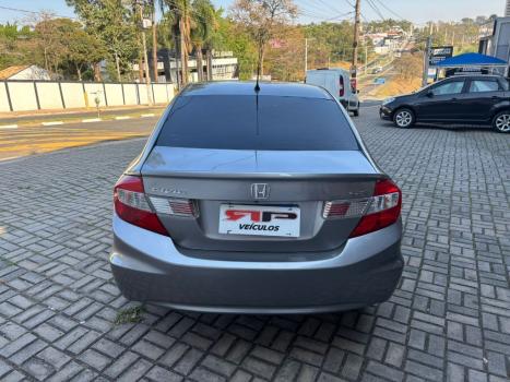 HONDA Civic 1.8 16V 4P LXS AUTOMÁTICO, Foto 6 HONDA Civic 1.8 16V 4P LXS AUTOMÁTICO, Foto 6