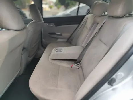 HONDA Civic 1.8 16V 4P FLEX LXS AUTOMTICO, Foto 10