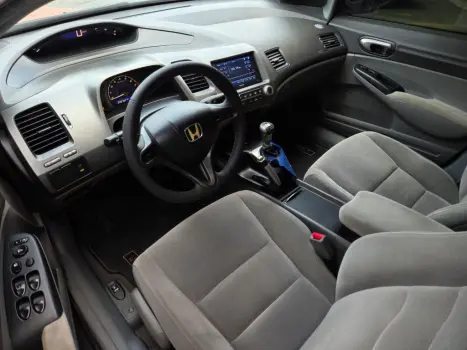 HONDA Civic 1.8 16V 4P FLEX LXS, Foto 8