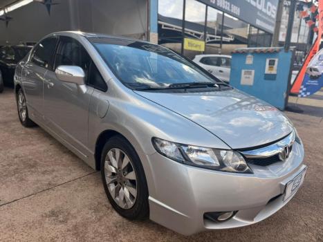 HONDA Civic 1.8 16V 4P FLEX LXL SE AUTOM�TICO, Foto 3