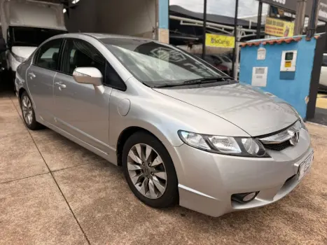 HONDA Civic 1.8 16V 4P FLEX LXL SE AUTOM�TICO, Foto 3