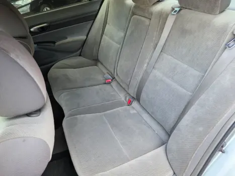 HONDA Civic 1.8 16V 4P FLEX LXS AUTOM�TICO, Foto 15