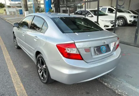HONDA Civic 1.8 16V 4P FLEX LXS AUTOM�TICO, Foto 4