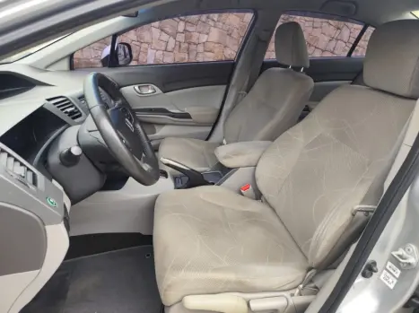 HONDA Civic 1.8 16V 4P FLEX LXS AUTOM�TICO, Foto 9
