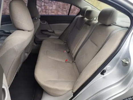 HONDA Civic 1.8 16V 4P FLEX LXS AUTOM�TICO, Foto 12