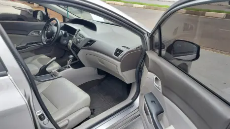HONDA Civic 1.8 16V 4P FLEX LXS, Foto 5