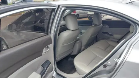 HONDA Civic 1.8 16V 4P FLEX LXS, Foto 8