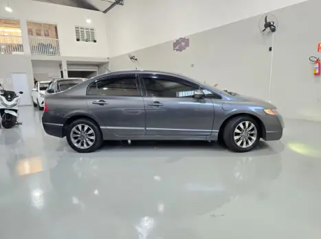 HONDA Civic 1.8 16V 4P FLEX LXS, Foto 2