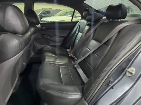 HONDA Civic 1.8 16V 4P FLEX LXS, Foto 4