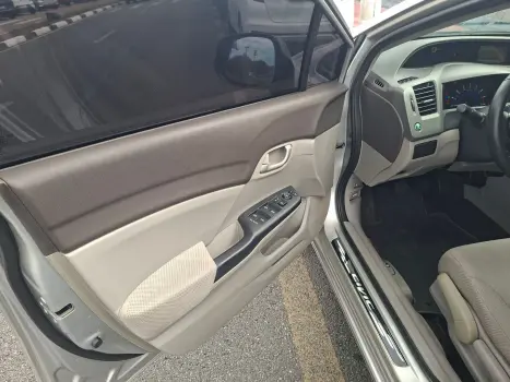 HONDA Civic 1.8 16V 4P FLEX LXS, Foto 7