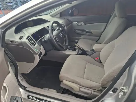 HONDA Civic 1.8 16V 4P FLEX LXS, Foto 8