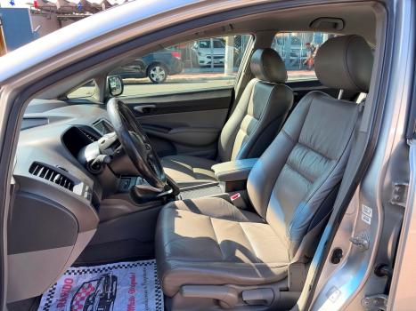HONDA Civic 1.8 16V 4P FLEX LXS AUTOM�TICO, Foto 8