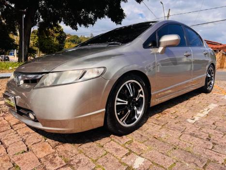 HONDA Civic 1.8 16V 4P LXS AUTOMÁTICO, Foto 3