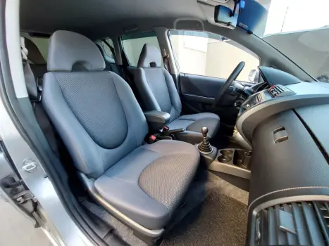 HONDA Fit 1.4 4P LX, Foto 15