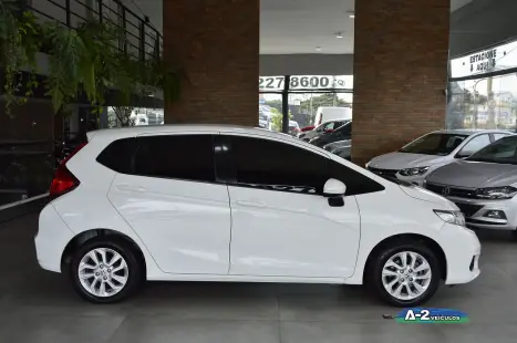 HONDA Fit 1.5 16V 4P LX FLEX AUTOMÁTICO, Foto 9 HONDA Fit 1.5 16V 4P LX FLEX AUTOMÁTICO, Foto 9