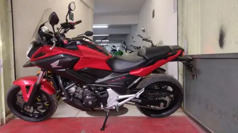 HONDA NC 750 X ABS, Foto 2