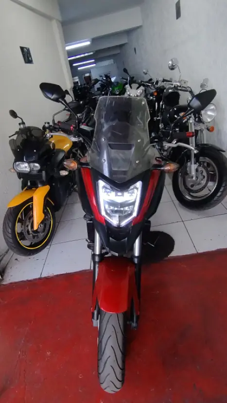 HONDA NC 750 X ABS, Foto 3