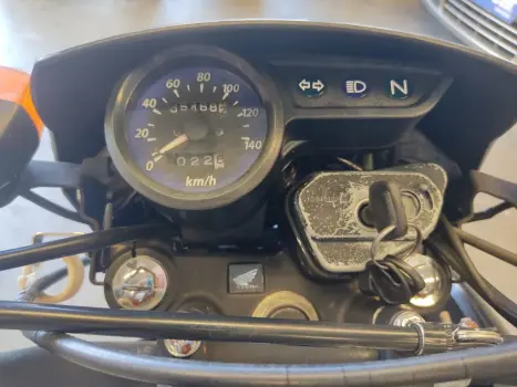 HONDA NXR Bros 150 KS, Foto 9