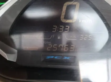 HONDA PCX 150 DLX, Foto 2