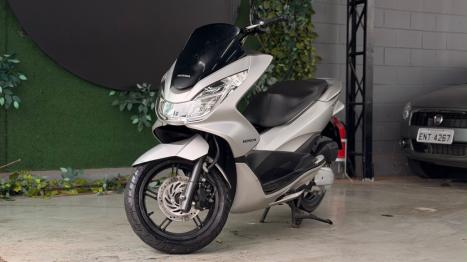 HONDA PCX 150 DLX, Foto 1