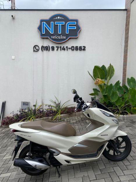HONDA PCX 150 DLX, Foto 1