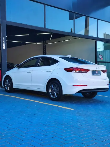 HYUNDAI Elantra 2.0 16V 4P FLEX SPECIAL EDITION AUTOM�TICO, Foto 6