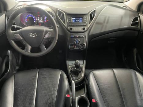 HYUNDAI HB 20 Hatch 1.6 16V 4P FLEX COMFORT PLUS, Foto 9