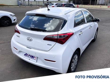 HYUNDAI HB 20 Hatch , Foto 2