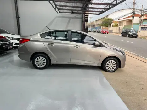 HYUNDAI HB 20 Hatch 1.0 12V 4P FLEX UNIQUE, Foto 9