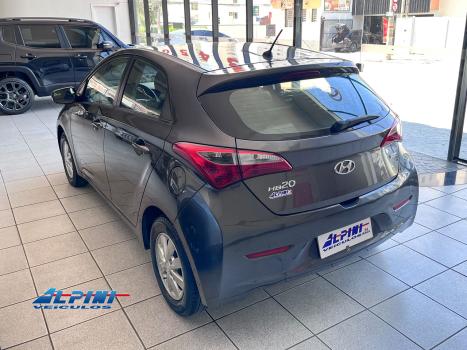 HYUNDAI HB 20 Hatch , Foto 4