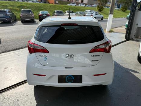 HYUNDAI HB 20 Hatch 1.6 16V 4P FLEX SPICY AUTOM�TICO, Foto 5