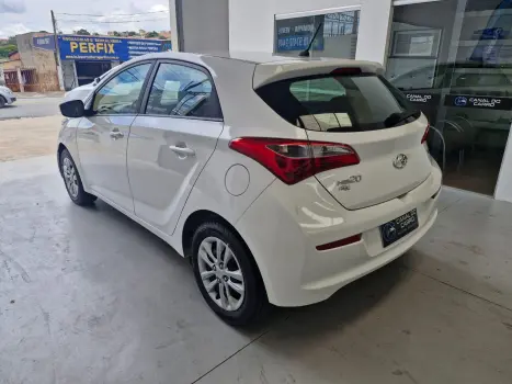 HYUNDAI HB 20 Hatch 1.6 16V 4P FLEX COMFORT PLUS, Foto 7