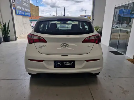 HYUNDAI HB 20 Hatch 1.6 16V 4P FLEX COMFORT PLUS, Foto 8