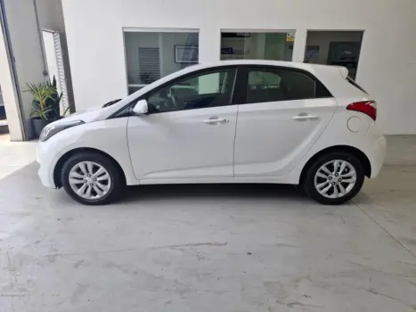 HYUNDAI HB 20 Hatch 1.6 16V 4P FLEX COMFORT PLUS, Foto 9