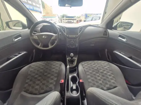 HYUNDAI HB 20 Hatch 1.6 16V 4P FLEX COMFORT PLUS, Foto 11