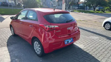 HYUNDAI HB 20 Hatch 1.6 16V 4P FLEX COMFORT PLUS AUTOM�TICO, Foto 8